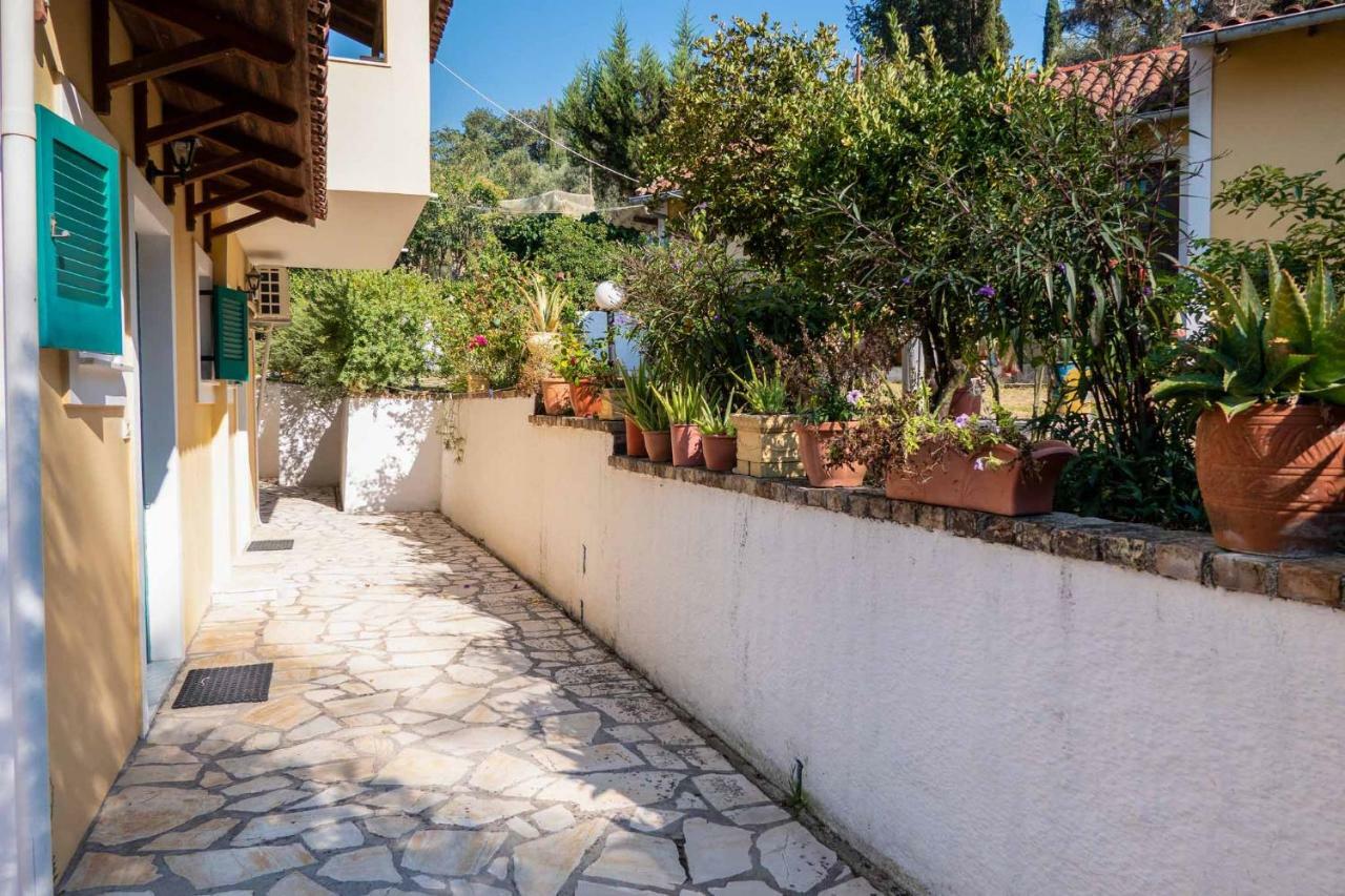 Yiannis Apartments Agios Georgios Pagoi Corfu อายีโอส เยออร์ยิโอส ปากอน ภายนอก รูปภาพ