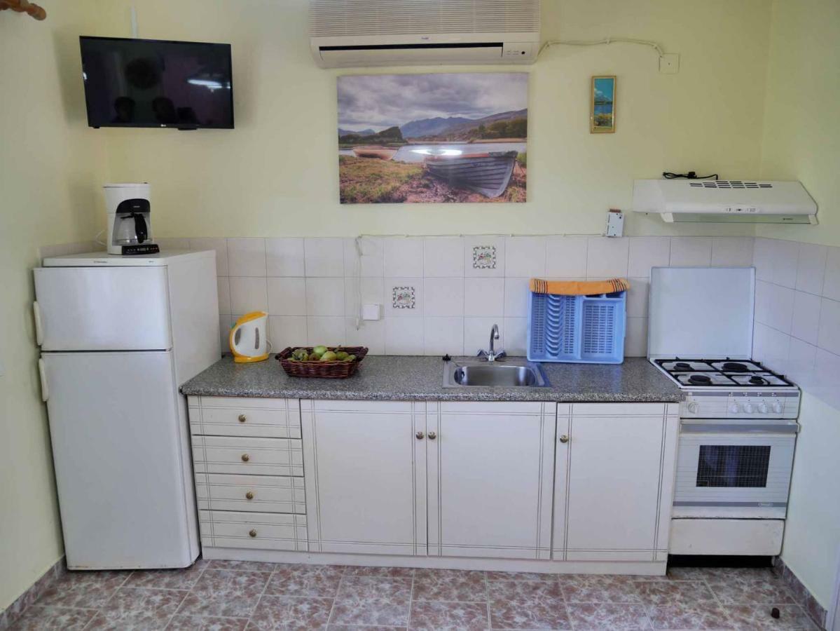 Yiannis Apartments Agios Georgios Pagoi Corfu อายีโอส เยออร์ยิโอส ปากอน ภายนอก รูปภาพ