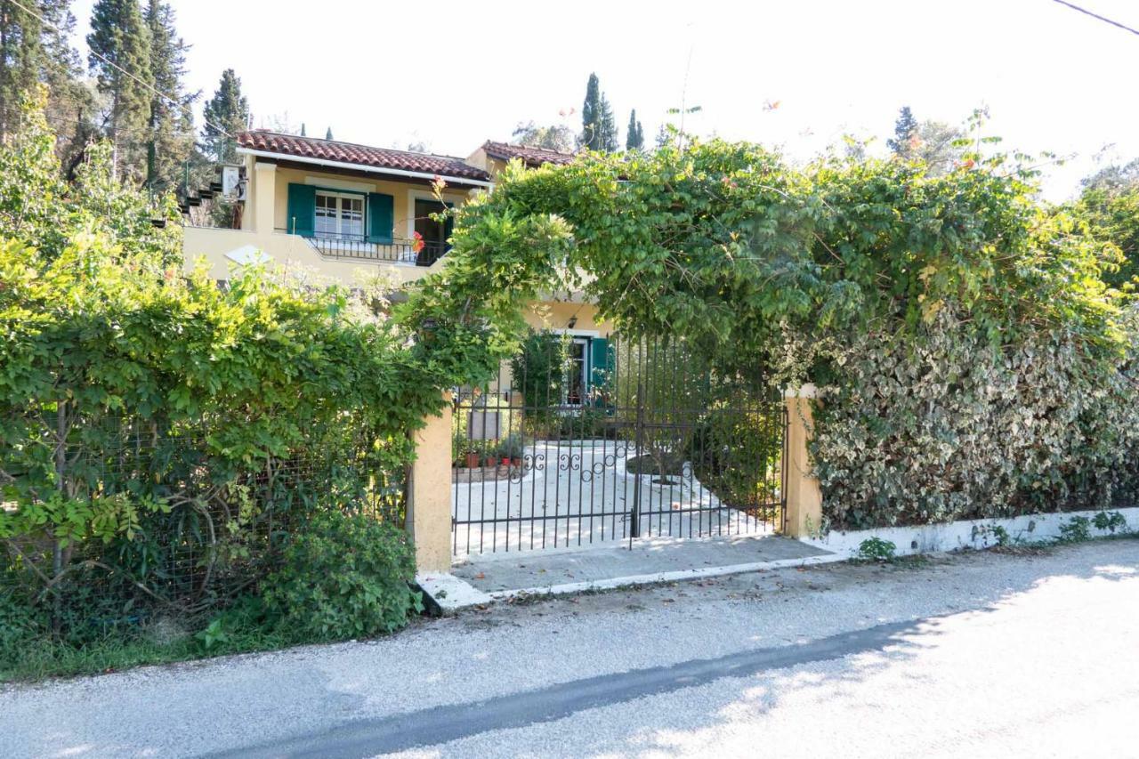 Yiannis Apartments Agios Georgios Pagoi Corfu อายีโอส เยออร์ยิโอส ปากอน ภายนอก รูปภาพ