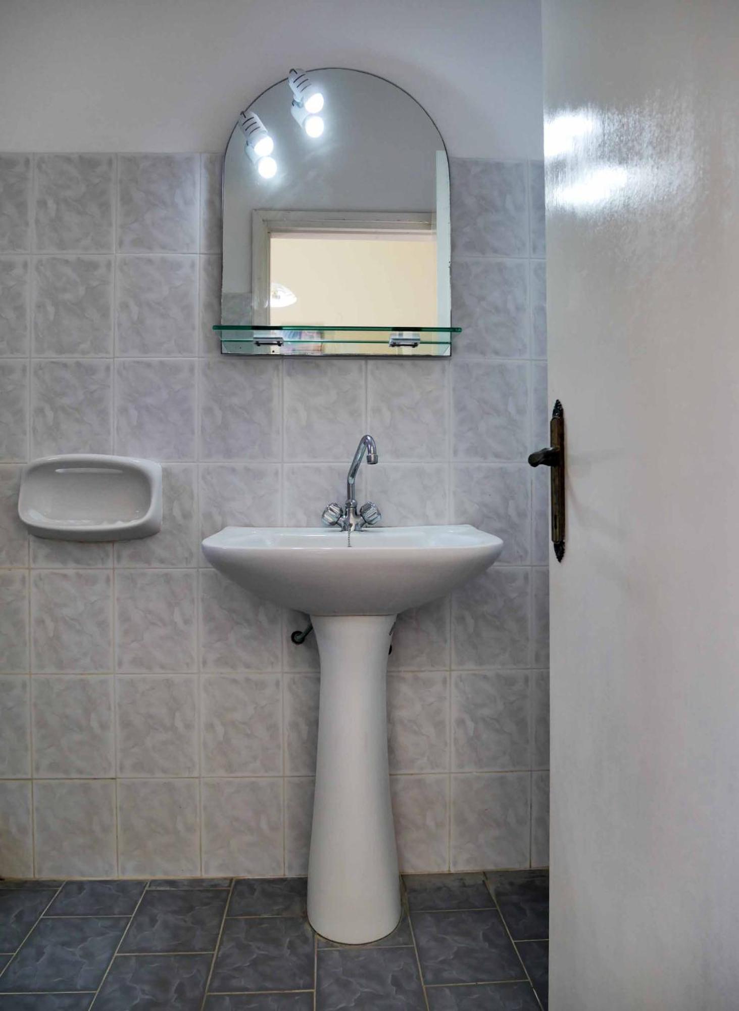 Yiannis Apartments Agios Georgios Pagoi Corfu อายีโอส เยออร์ยิโอส ปากอน ภายนอก รูปภาพ